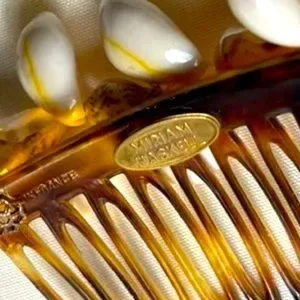 SIGNED MIRIAM HASKELL Vintage Shells Adorned Hair Comb Miriam Haskell | Accessories | Signed Miriam Haskell Vintage  main image 2